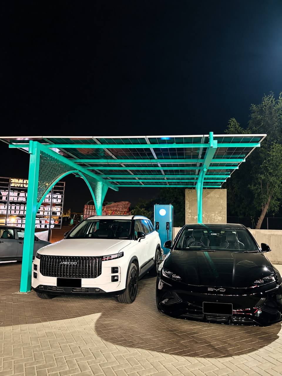 Total Quraish Filling Station EV charging station in Faisalabad, 120 kW CCS2